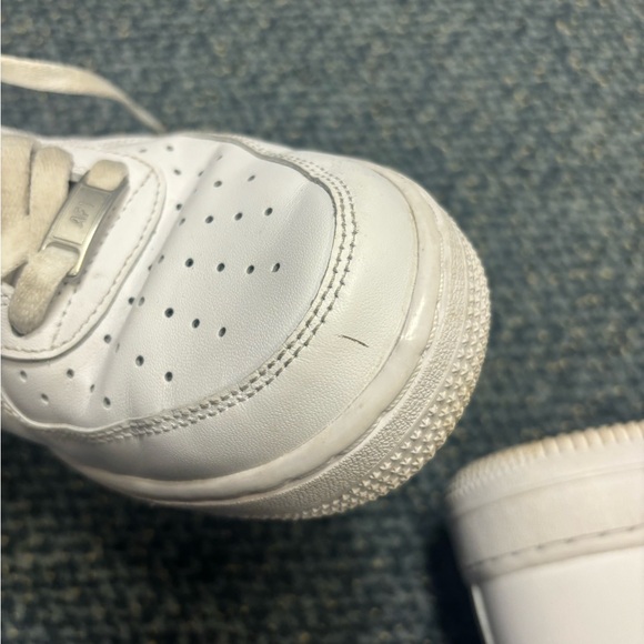 Nike Air Force 1 triple white - Picture 10 of 12